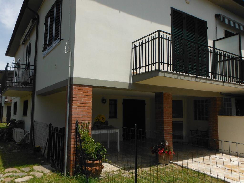 La Casa Di Nila Apartment Pisa Bagian luar foto