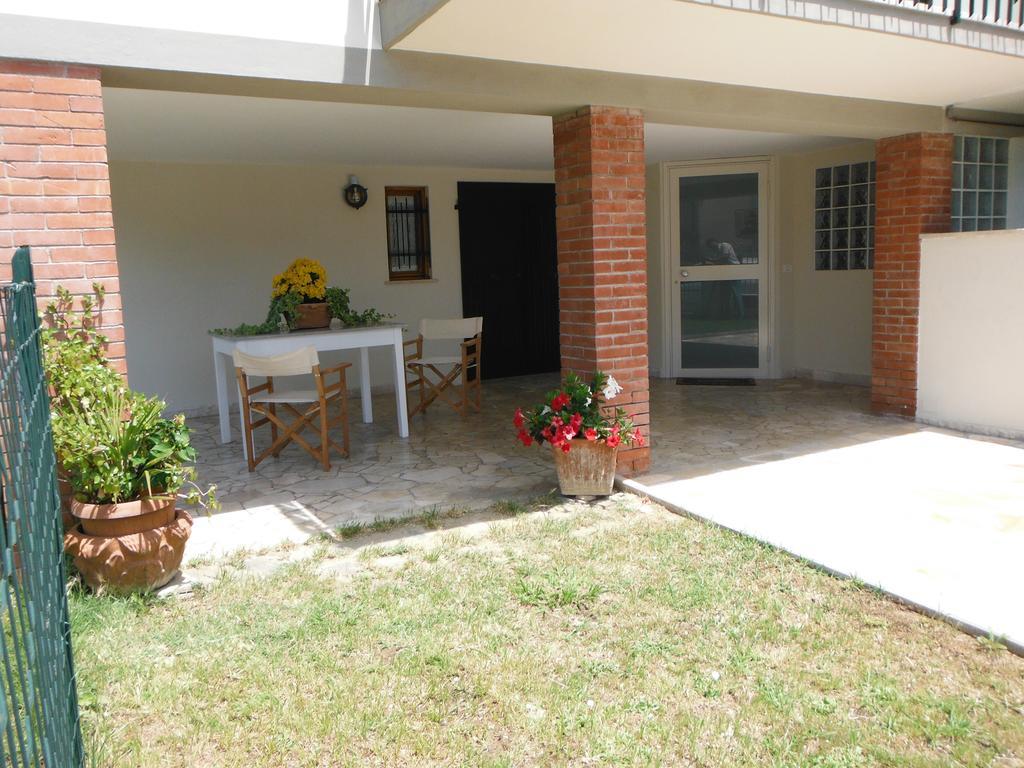 La Casa Di Nila Apartment Pisa Bagian luar foto
