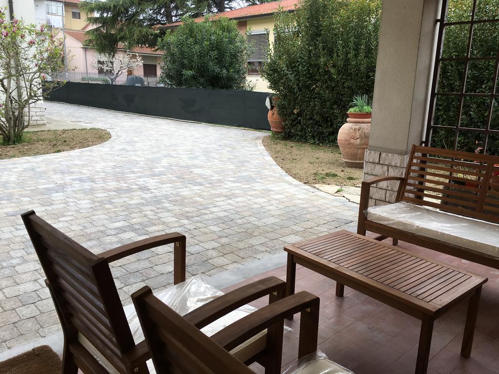 La Casa Di Nila Apartment Pisa Bagian luar foto